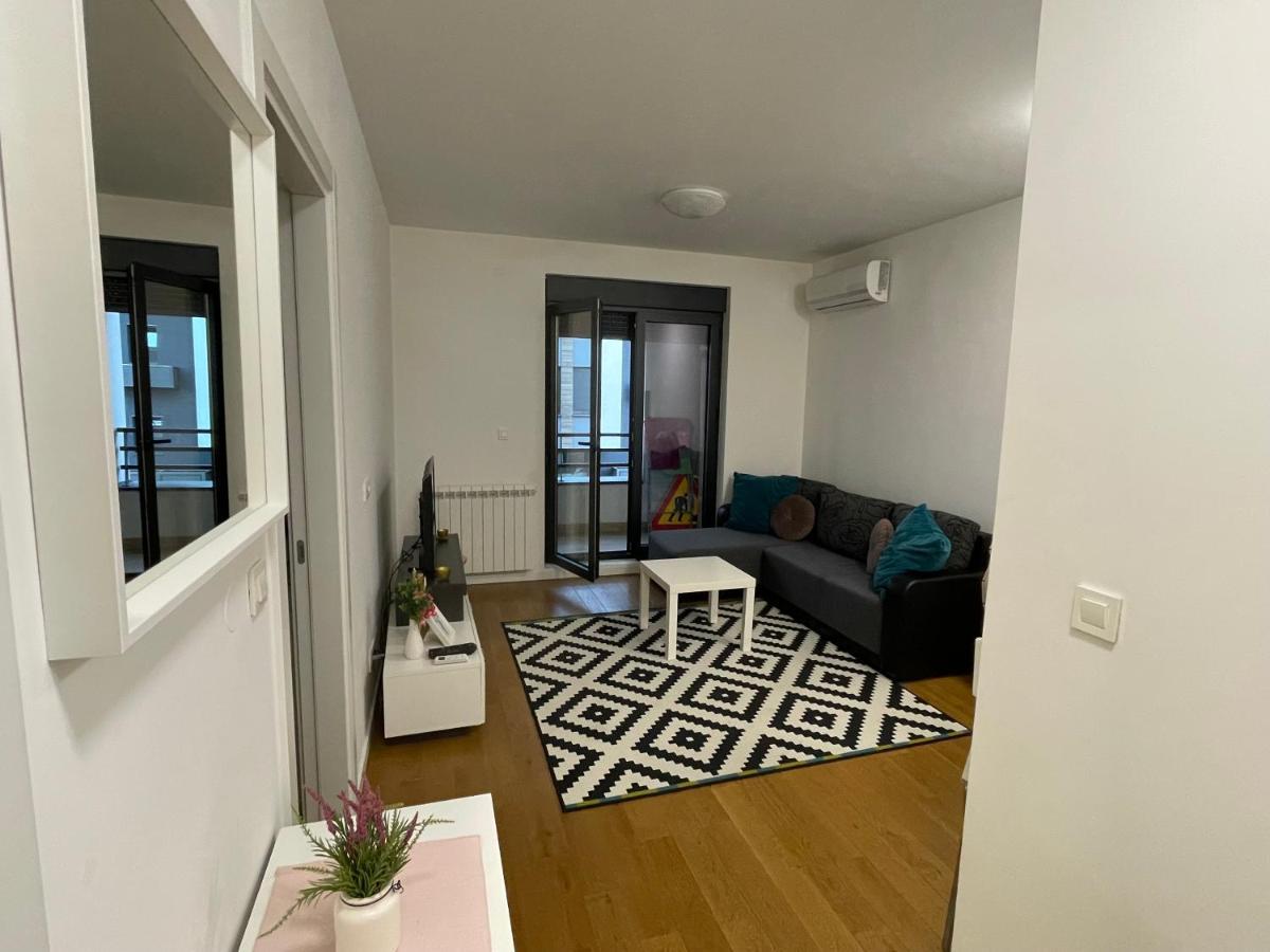 Neva Apartment Белград Екстериор снимка